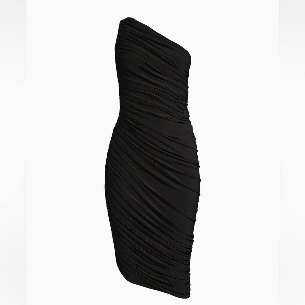 Norma Kamali

Diana Ruched One-Shoulder Midi-Dress